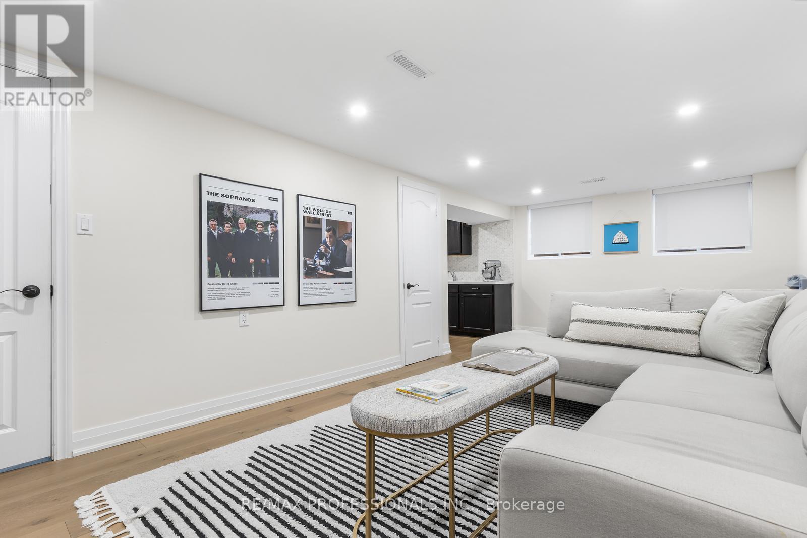 5 Birgitta Crescent, Toronto, Ontario  M9C 3W1 - Photo 36 - W13111230