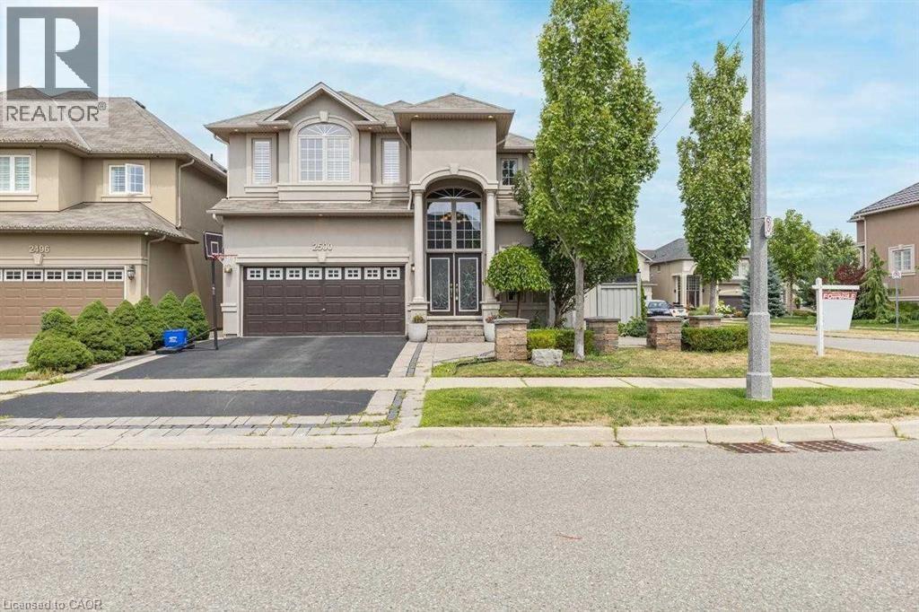 2500 MILLSTONE Drive, Oakville, Ontario