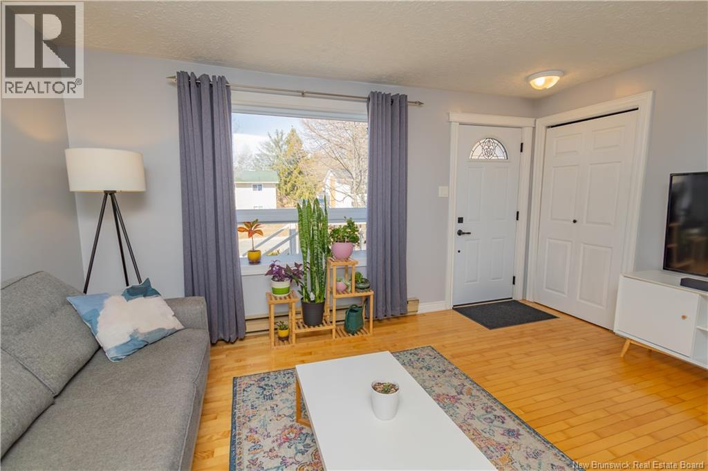 154 Barton Crescent, Nashwaaksis, New Brunswick  E3A 5A6 - Photo 6 - NB139166