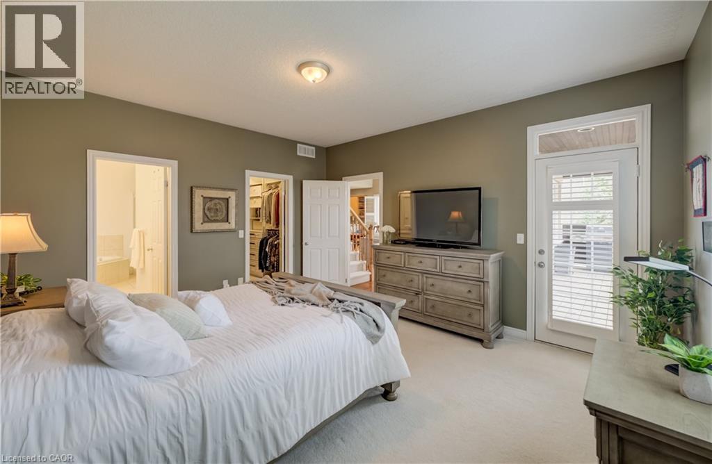 560 Springwater Drive, Waterloo, Ontario  N2V 2K6 - Photo 24 - 40821009