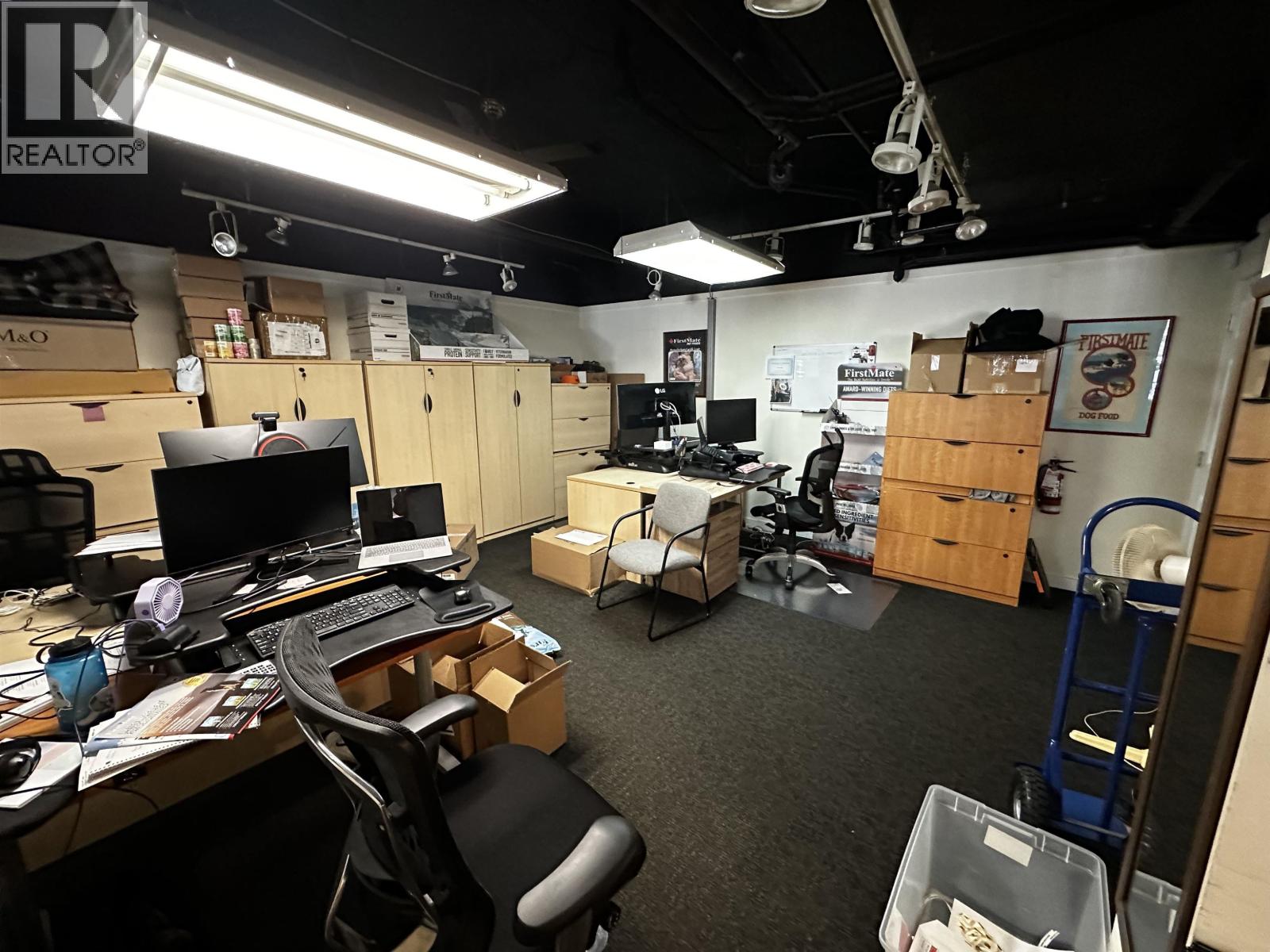 105c & 106c 4390 Gallant Avenue, North Vancouver, British Columbia  V7G 1L2 - Photo 12 - C8074806