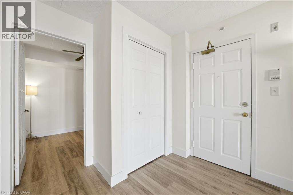 1411 Walkers Line Unit# 308, Burlington, Ontario  L7M 4P5 - Photo 6 - 40822782