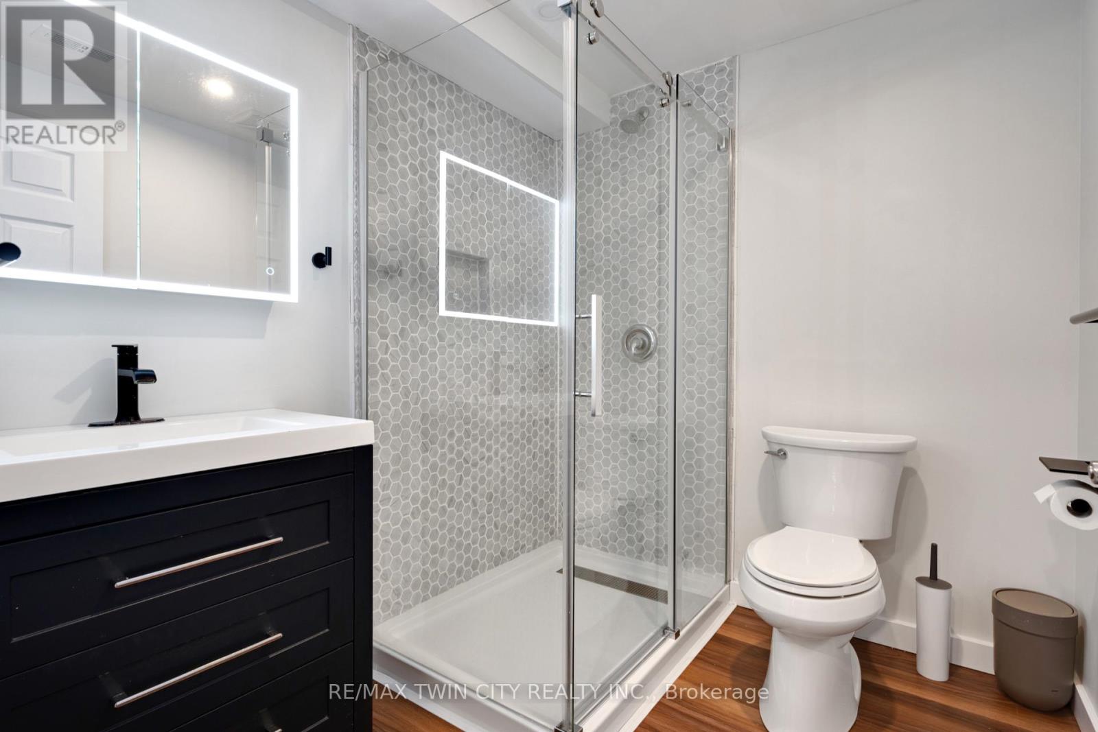 514 Birchleaf Walk, Waterloo, Ontario  N2T 2W5 - Photo 37 - X13110990