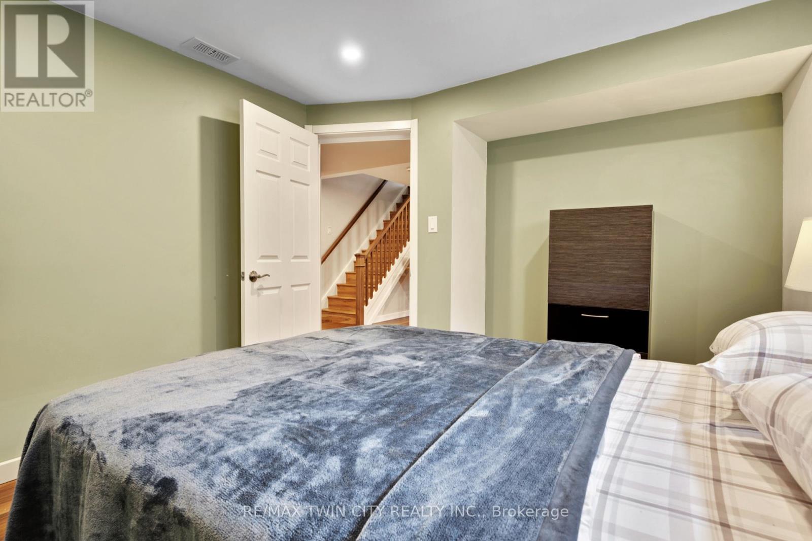 514 Birchleaf Walk, Waterloo, Ontario  N2T 2W5 - Photo 42 - X13110990