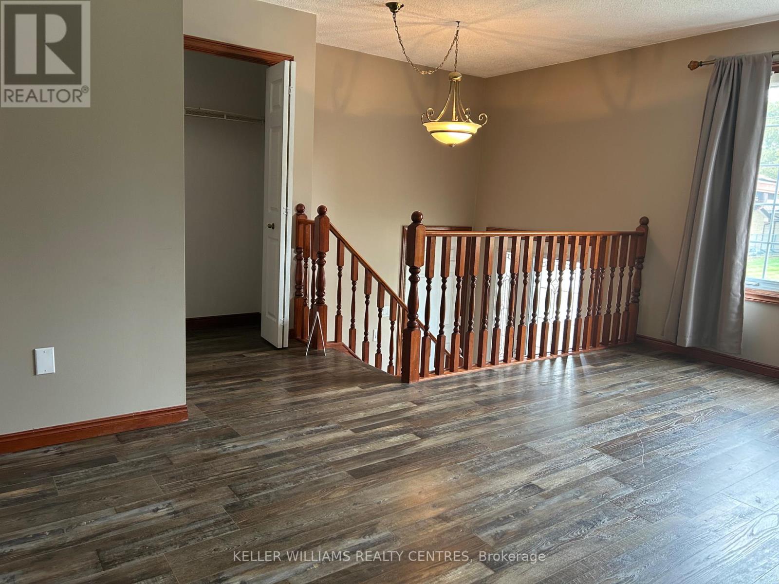 306 Mckellar Street, Strathroy-Caradoc, Ontario  N7G 2Y5 - Photo 5 - X13111122