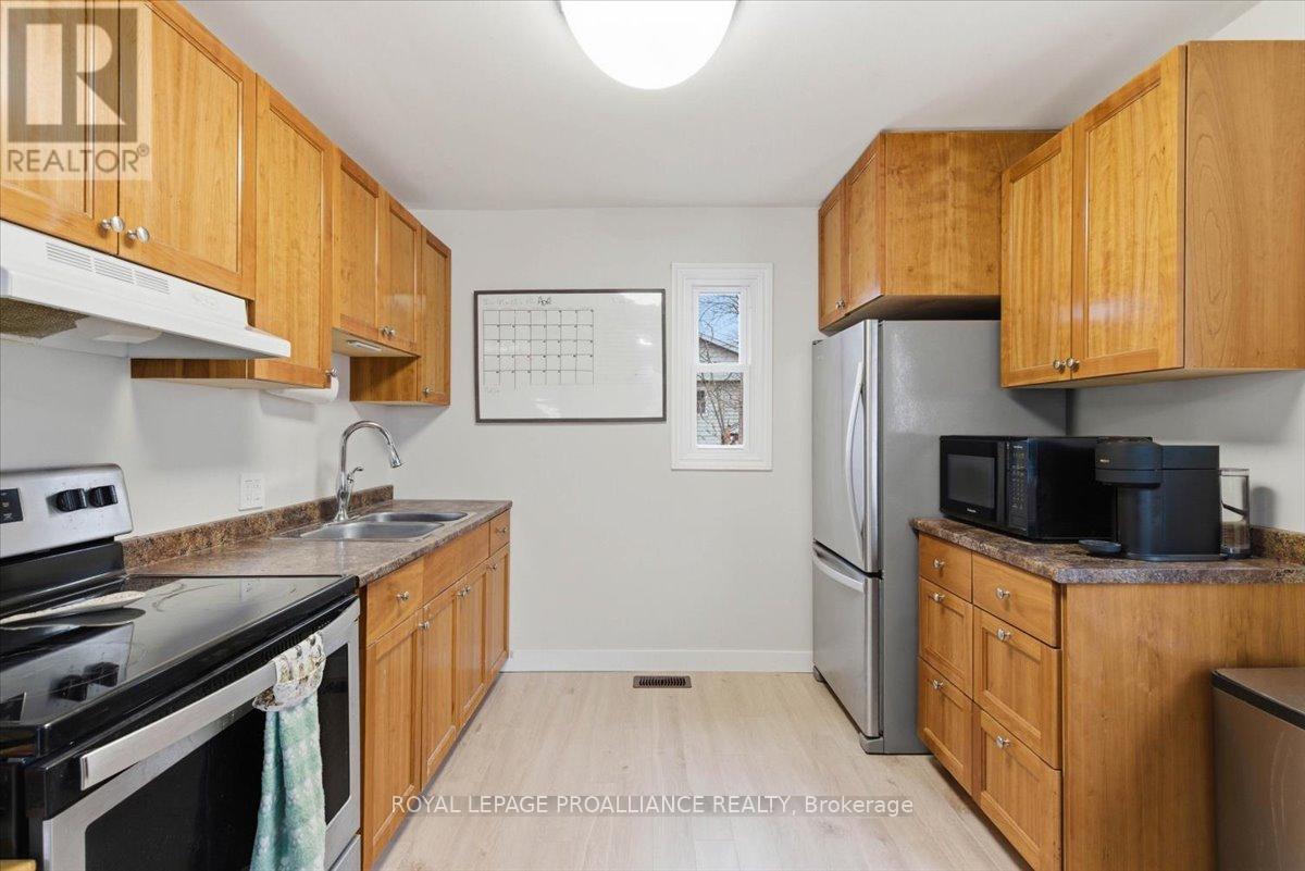 63 Princess Street, Quinte West, Ontario  K8V 1T3 - Photo 12 - X13111286