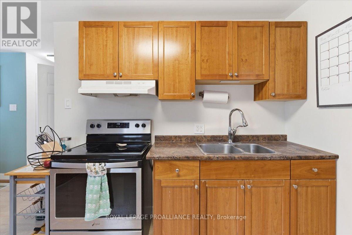 63 Princess Street, Quinte West, Ontario  K8V 1T3 - Photo 13 - X13111286