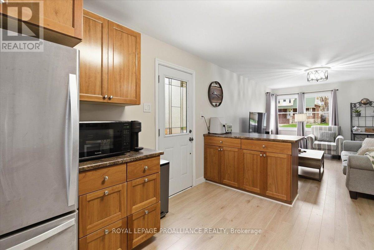63 Princess Street, Quinte West, Ontario  K8V 1T3 - Photo 15 - X13111286