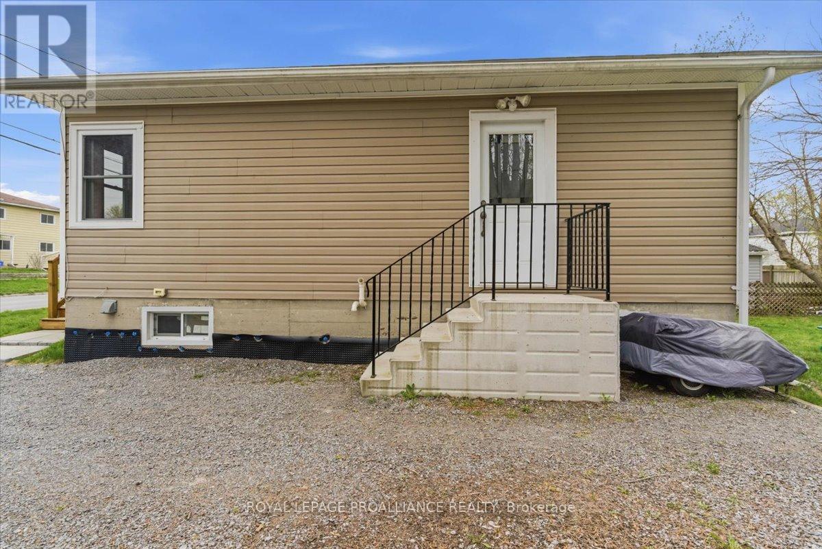 63 Princess Street, Quinte West, Ontario  K8V 1T3 - Photo 43 - X13111286