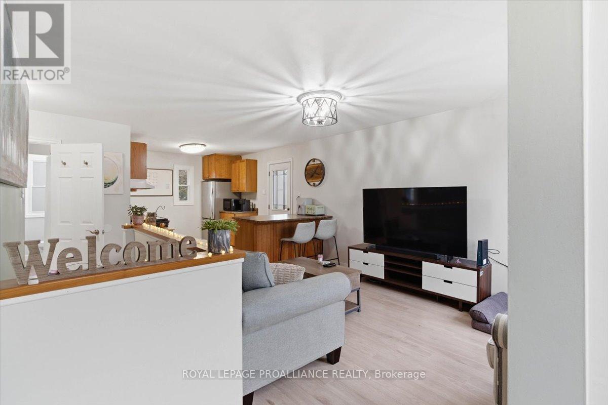 63 Princess Street, Quinte West, Ontario  K8V 1T3 - Photo 6 - X13111286