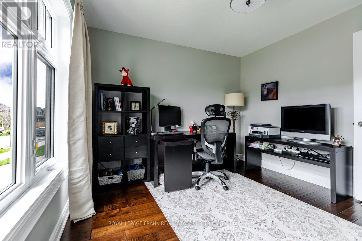 519 Grange Way, Peterborough, Ontario  K9H 0G4 - Photo 6 - X13111392