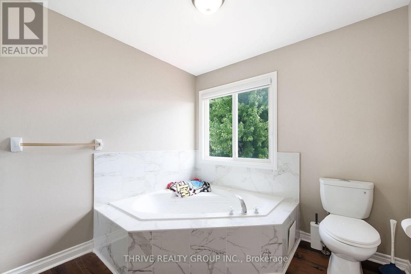 Upper - 1737 Mickleborough Drive, London North, Ontario  N6G 5R7 - Photo 17 - X13111318