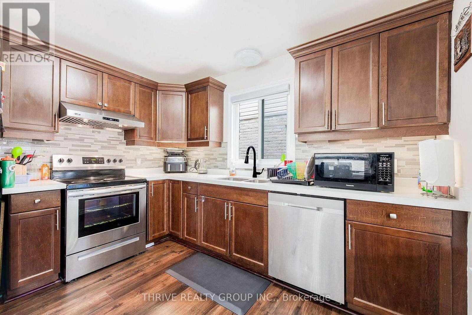 Upper - 1737 Mickleborough Drive, London North, Ontario  N6G 5R7 - Photo 7 - X13111318