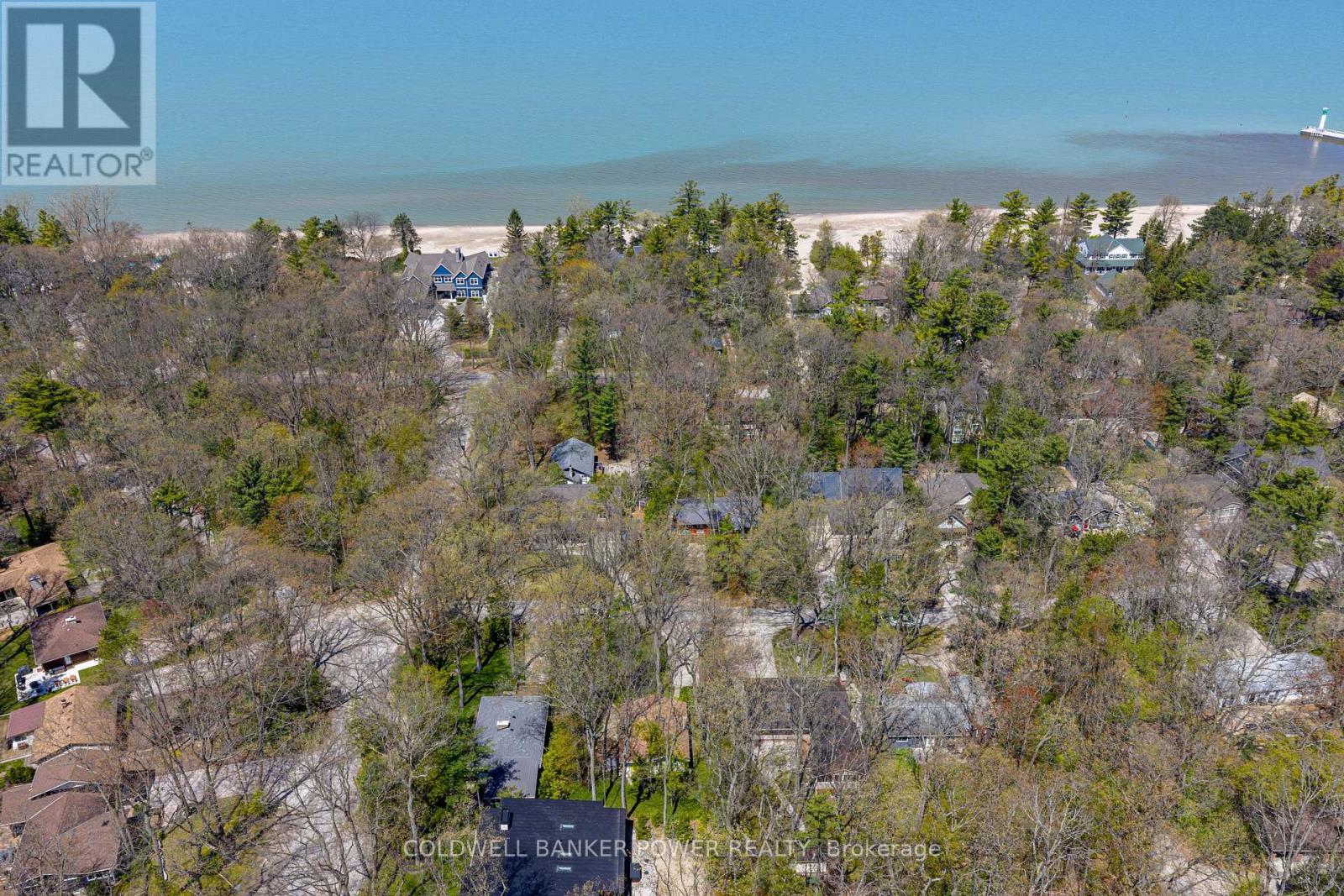 10355 Alison Avenue, Lambton Shores, Ontario  N0M 1T0 - Photo 34 - X13111352