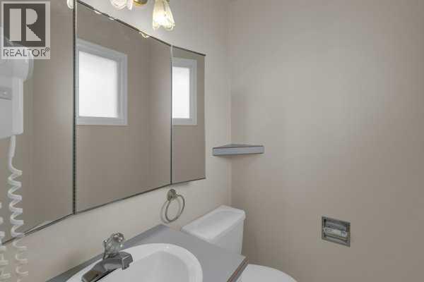 3 Madigan Court NE, Calgary, Alberta  T2A 5C7 - Photo 16 - A2294506