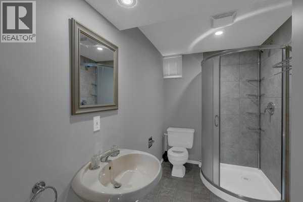 3 Madigan Court NE, Calgary, Alberta  T2A 5C7 - Photo 23 - A2294506