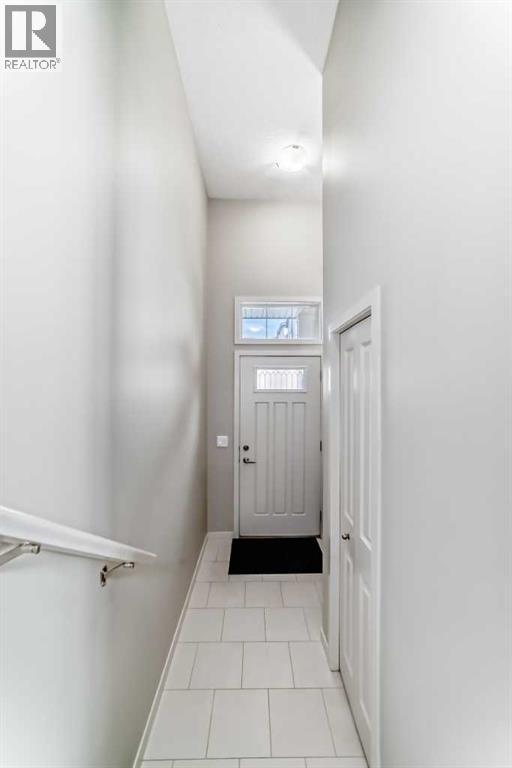 113 Copperpond Row Se, Calgary, Alberta  T2Z 1H3 - Photo 7 - A2302891