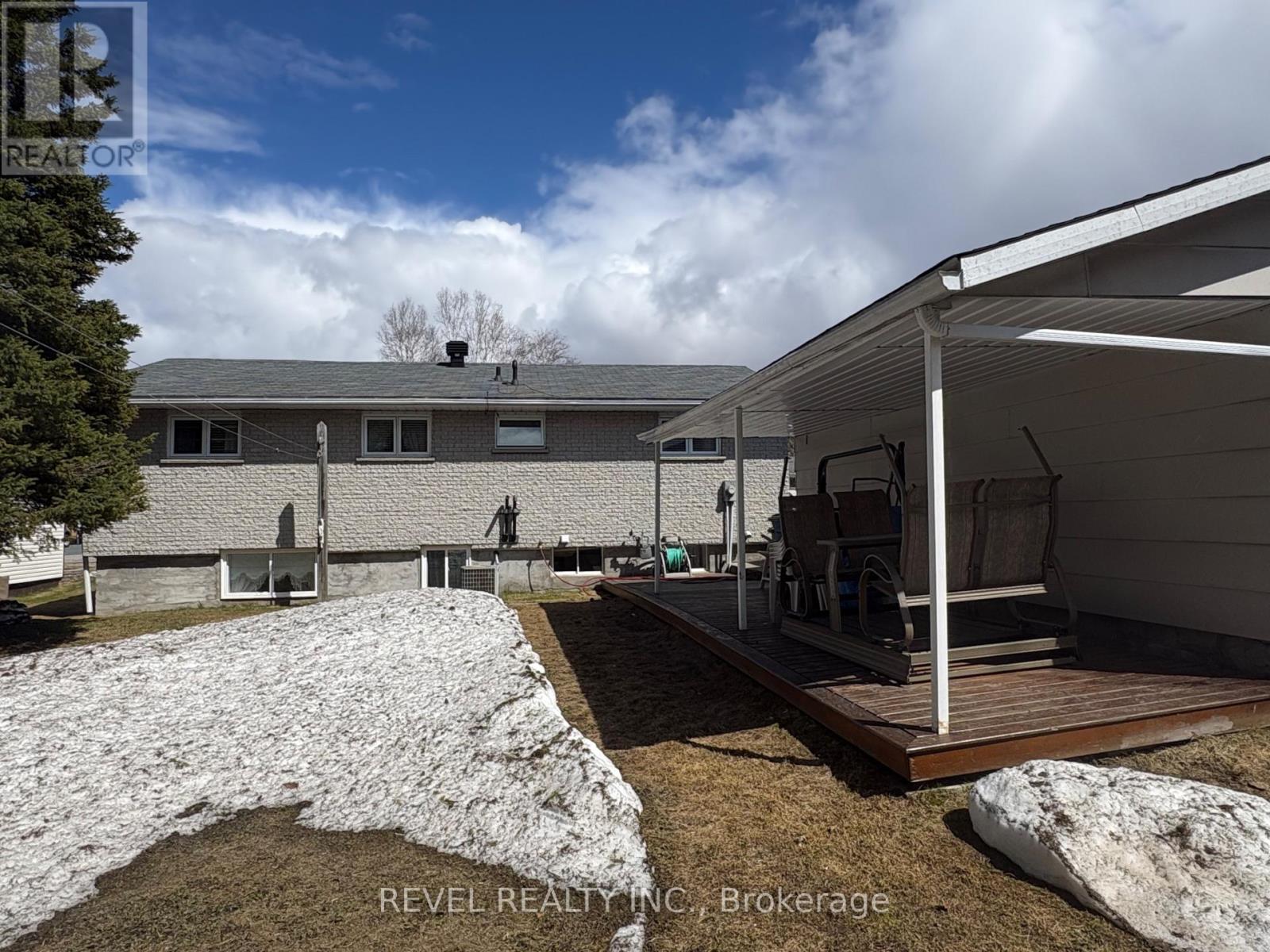363 Thirteenth Avenue, Cochrane, Ontario  P0L 1C0 - Photo 6 - T13111320