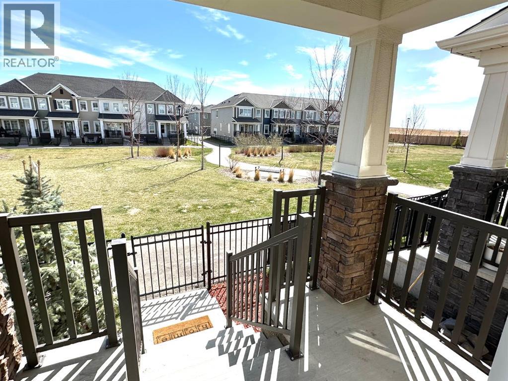 2226 Windbury Greenway Sw, Airdrie, Alberta  T4B 5L2 - Photo 3 - A2305980