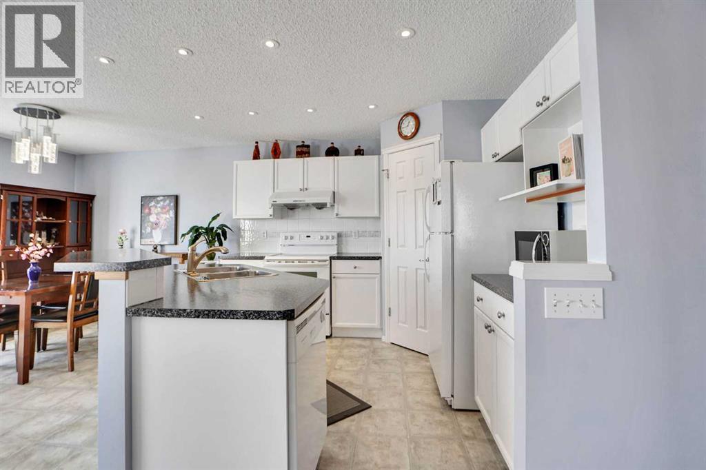 234 Saddlecreek Point Ne, Calgary, Alberta  T3J 4V5 - Photo 12 - A2307521