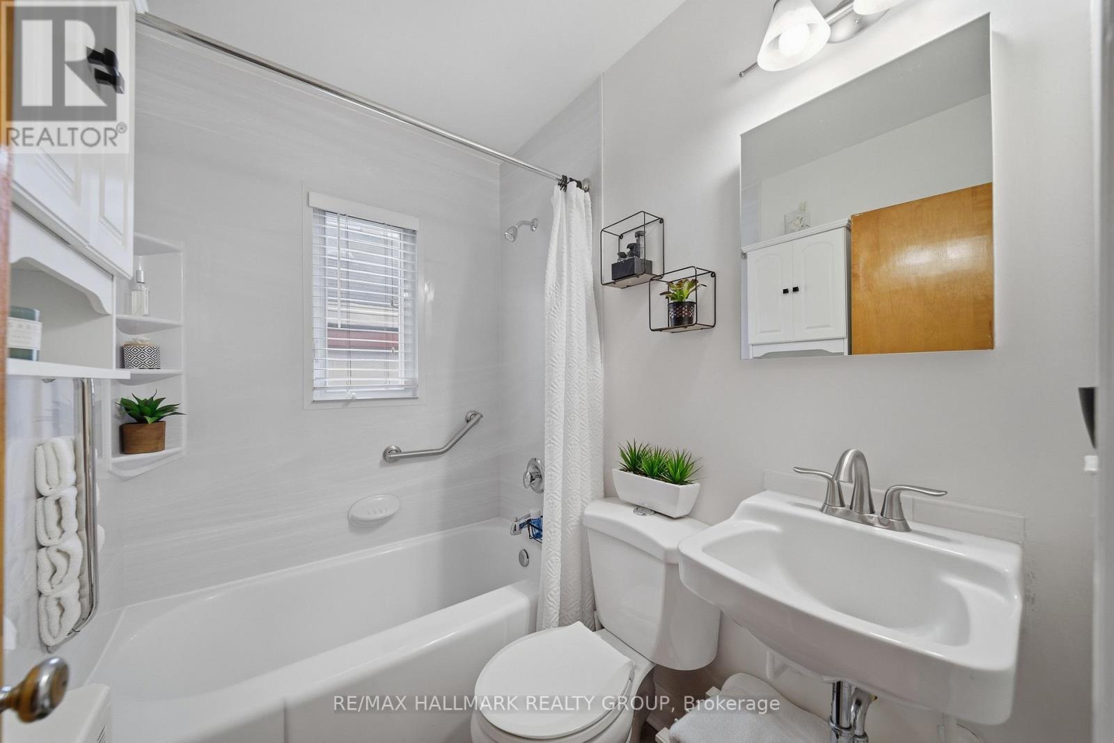 1 - 74 Genest Street, Ottawa, Ontario  K1L 7Z2 - Photo 15 - X13111338