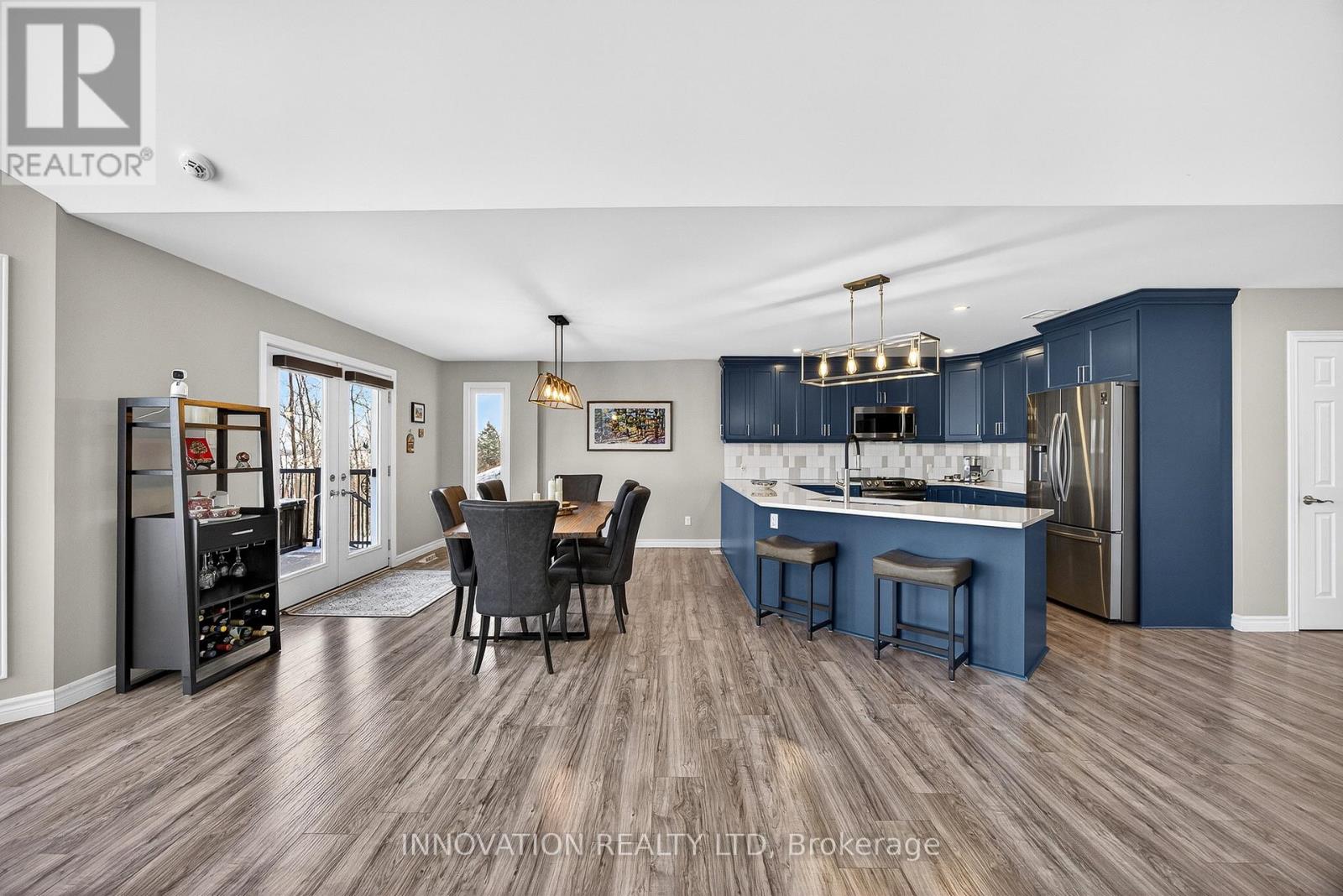 731 Usborne Street, Mcnab/braeside, Ontario  K0A 1G0 - Photo 19 - X13111374