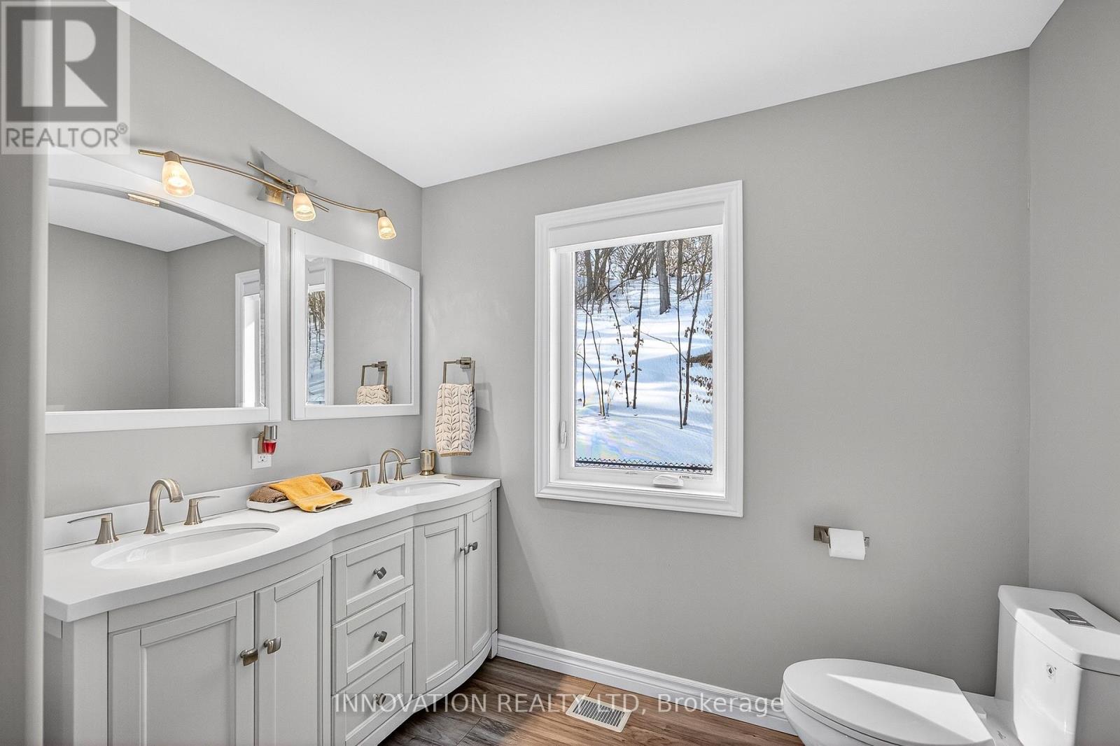 731 Usborne Street, Mcnab/braeside, Ontario  K0A 1G0 - Photo 34 - X13111374