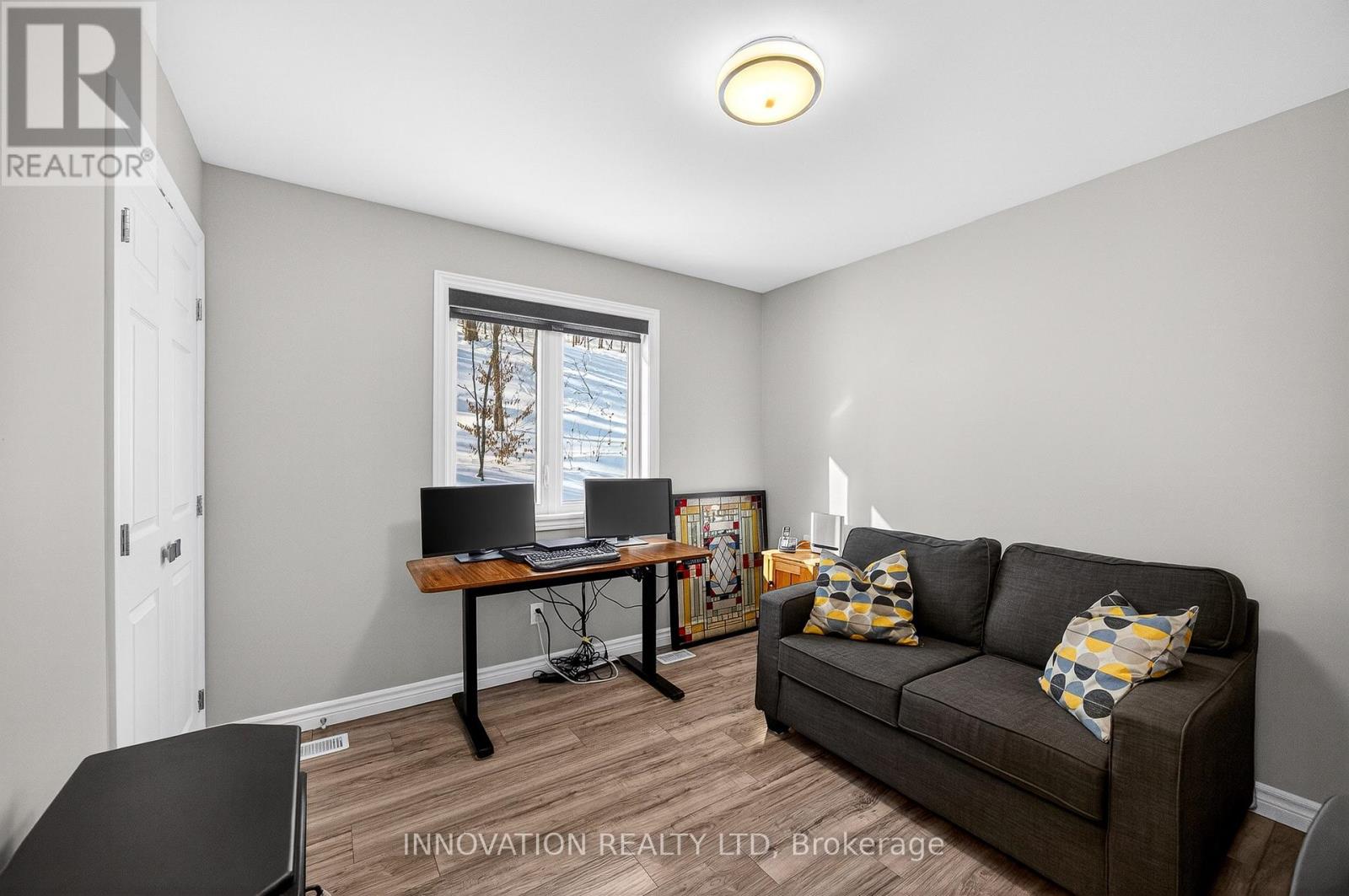 731 Usborne Street, Mcnab/braeside, Ontario  K0A 1G0 - Photo 37 - X13111374
