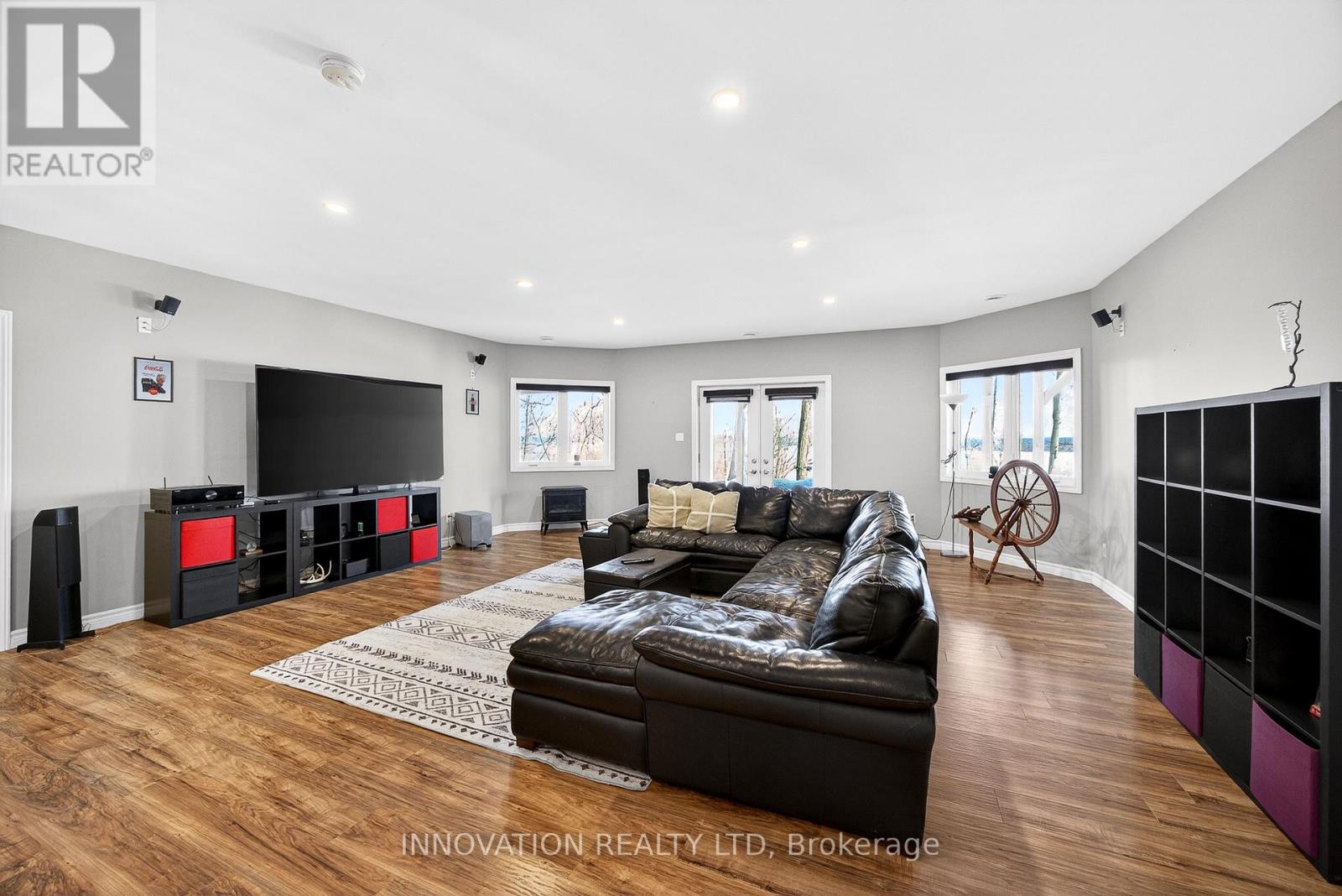 731 Usborne Street, Mcnab/braeside, Ontario  K0A 1G0 - Photo 43 - X13111374