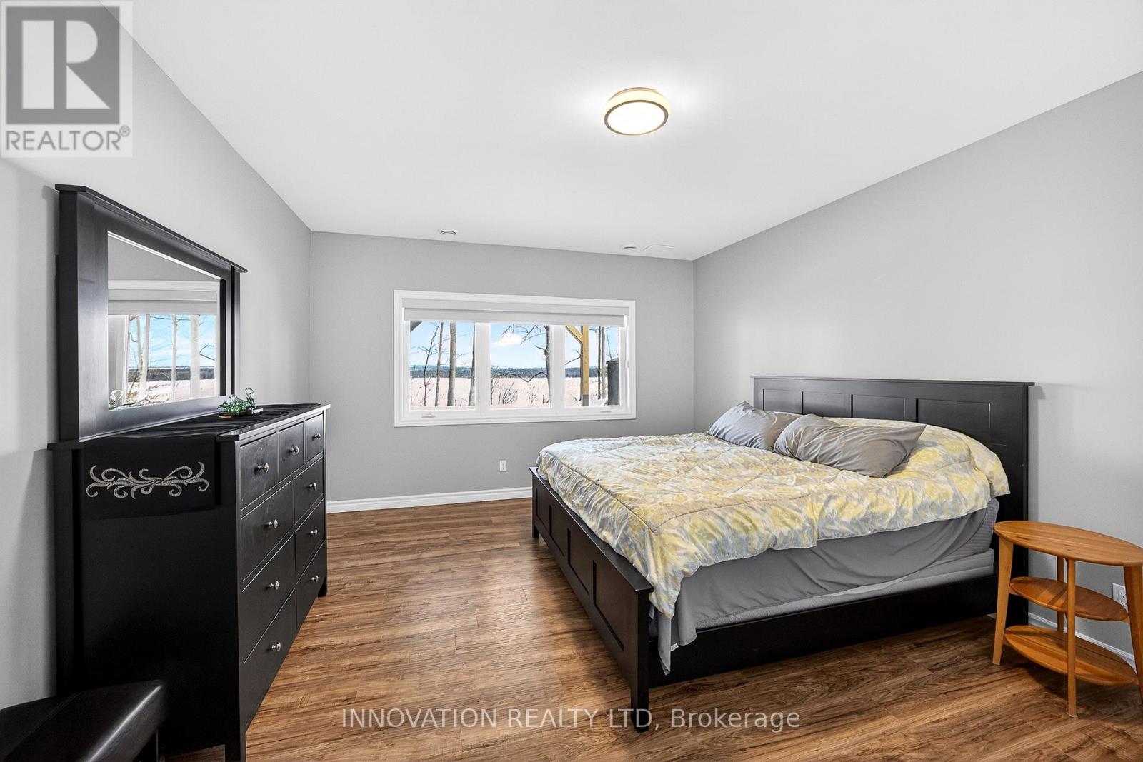 731 Usborne Street, Mcnab/braeside, Ontario  K0A 1G0 - Photo 44 - X13111374
