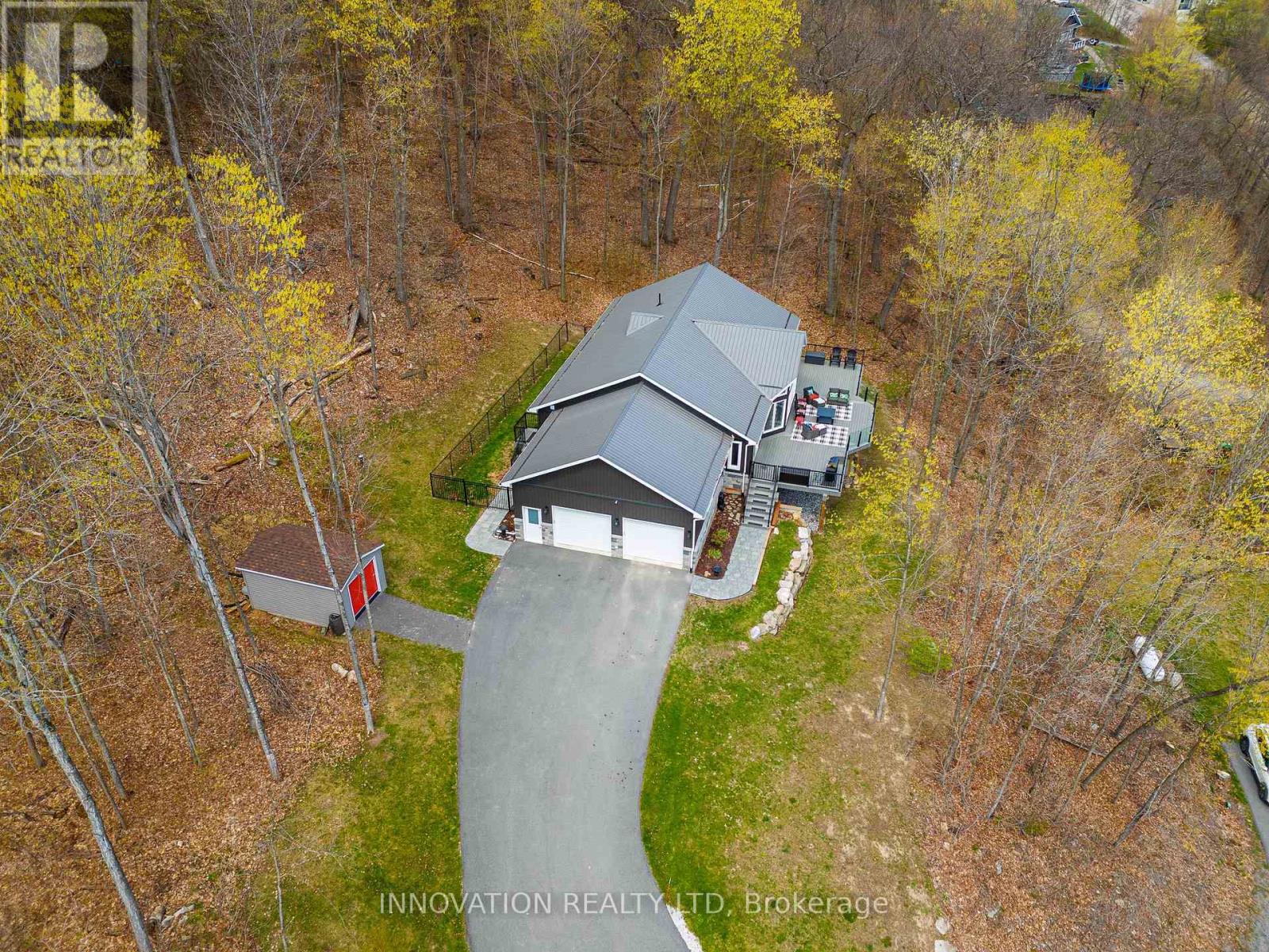731 Usborne Street, Mcnab/braeside, Ontario  K0A 1G0 - Photo 5 - X13111374
