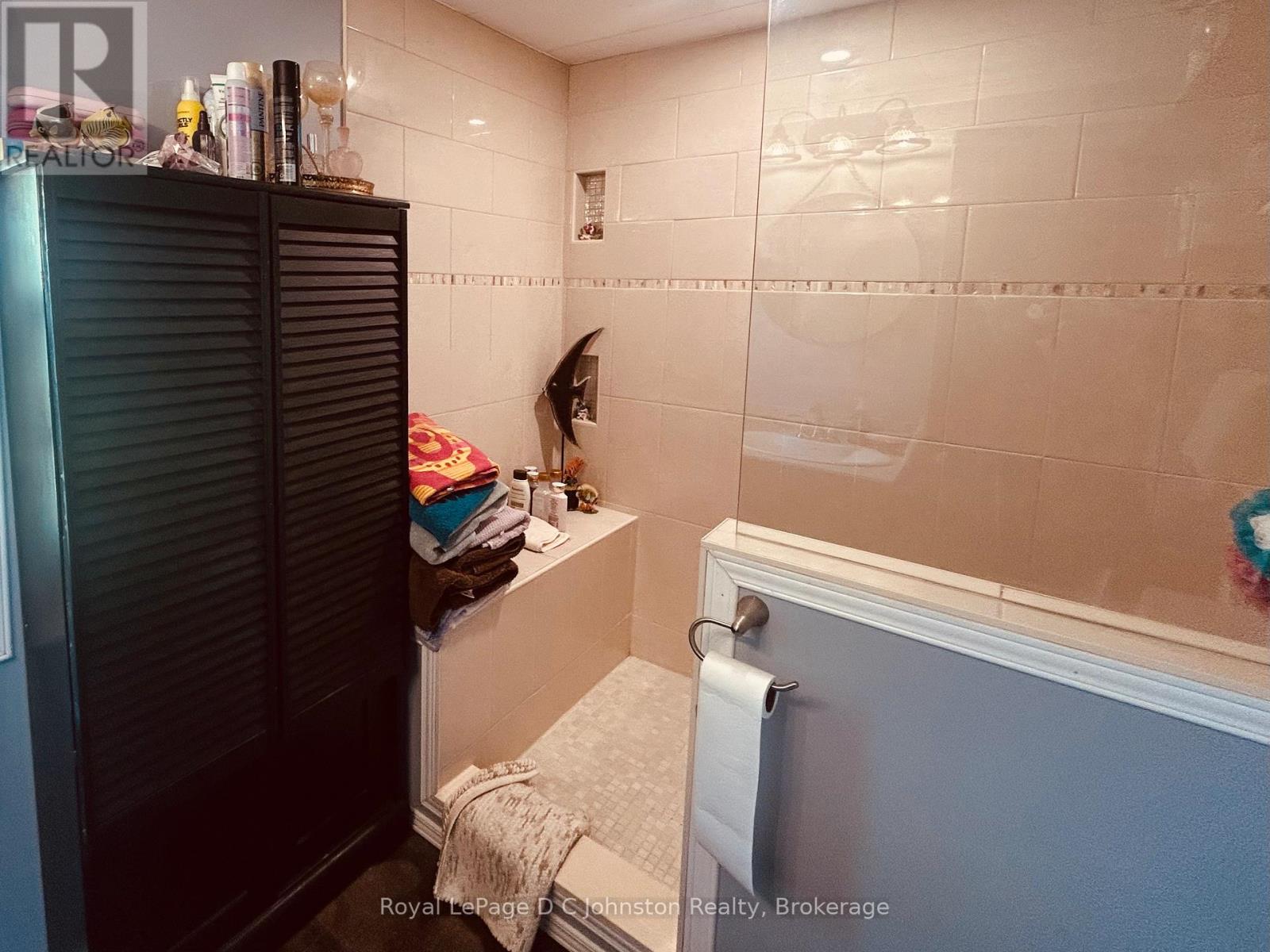 305 Bruce Rd 13, Native Leased Lands, Ontario  N0H 2L0 - Photo 16 - X13100672