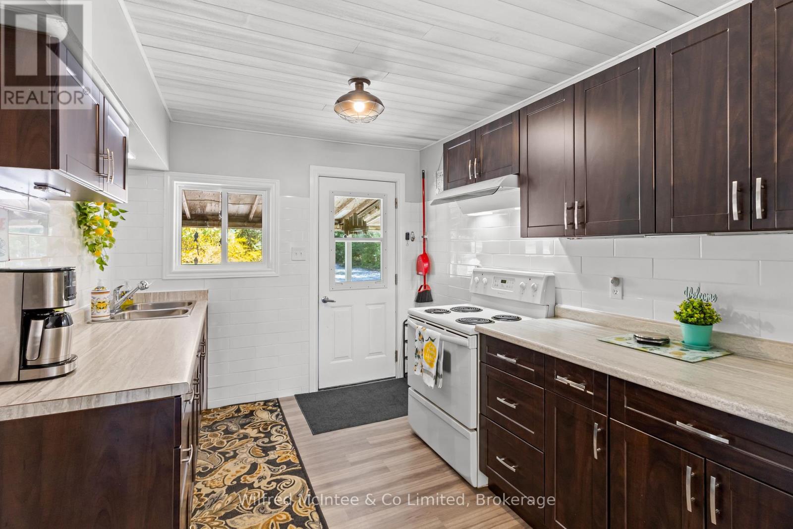 765 Bruce Road 13 Road, Native Leased Lands, Ontario  N0H 2L0 - Photo 17 - X13110902