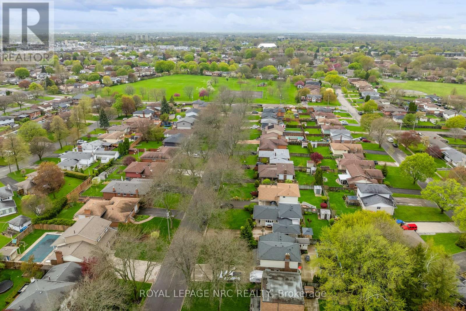 17 Baraniuk Street, St. Catharines, Ontario  L2N 1N4 - Photo 5 - X13111360