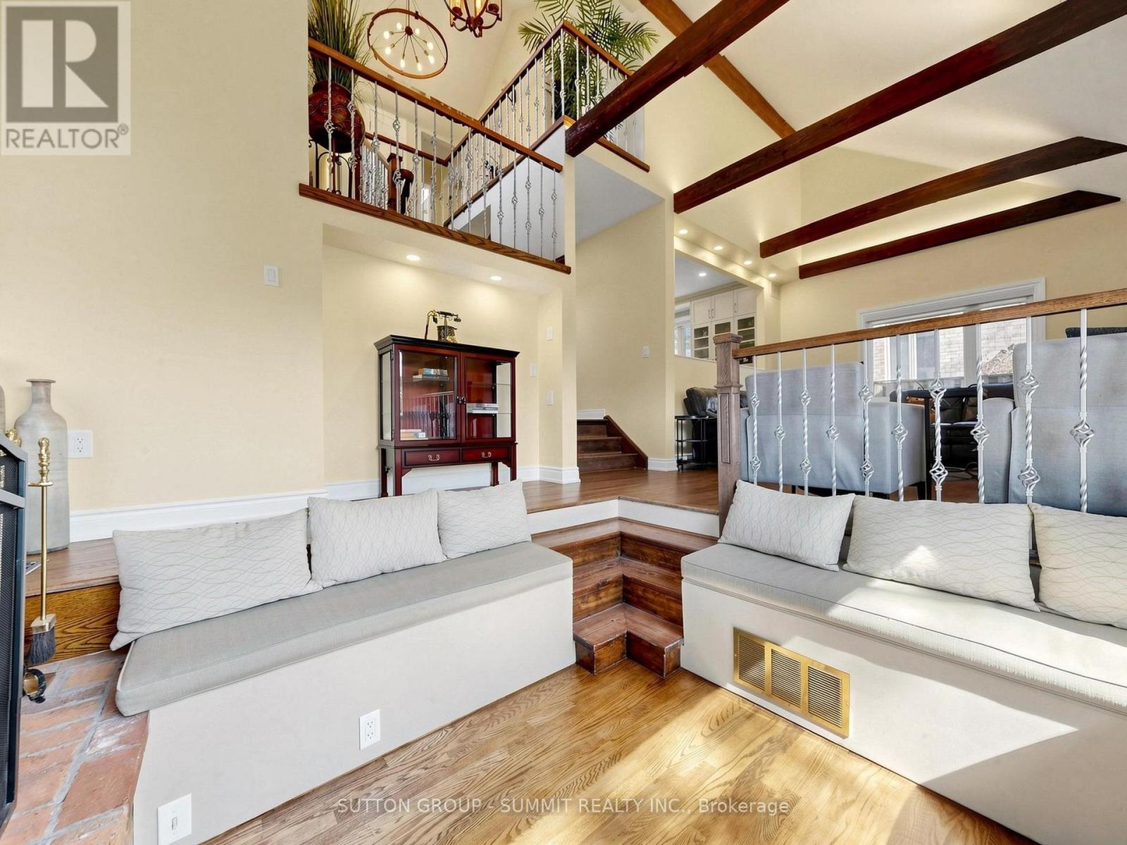 3485 CAWTHRA ROAD, Mississauga, Ontario