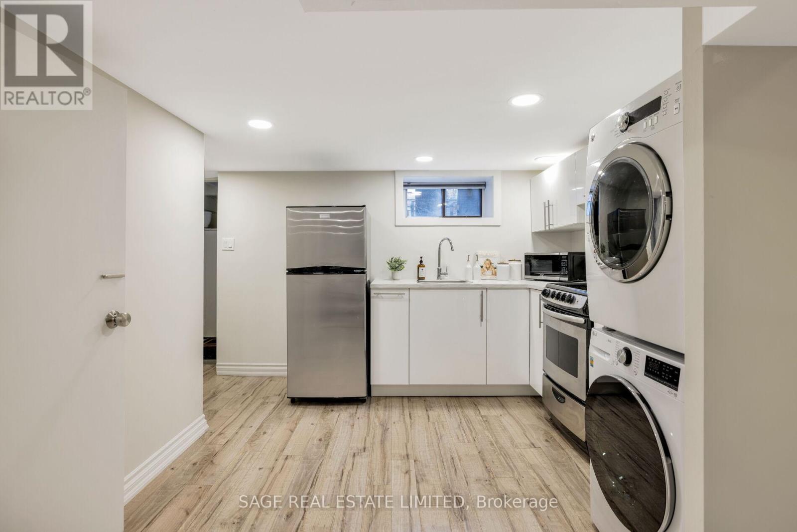 208 Galley Avenue, Toronto, Ontario  M6R 1H4 - Photo 30 - W13097334