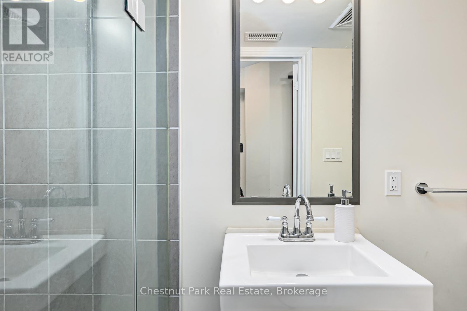 105 - 4 Anchorage Crescent, Collingwood, Ontario  L9Y 0Y6 - Photo 10 - S13111364