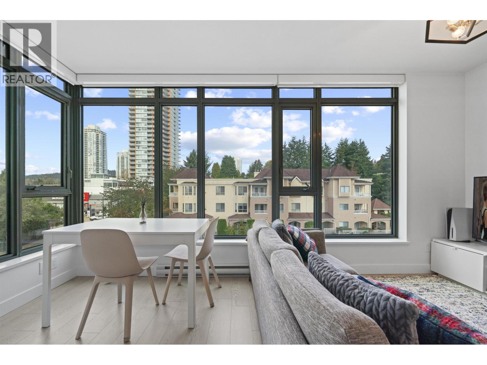 404 518 Whiting Way, Coquitlam, British Columbia  V3J 0H7 - Photo 10 - R3121801