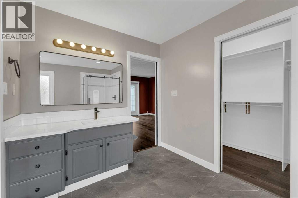 2 Grand Avenue, Norglenwold, Alberta  T4S 1S5 - Photo 28 - A2278730