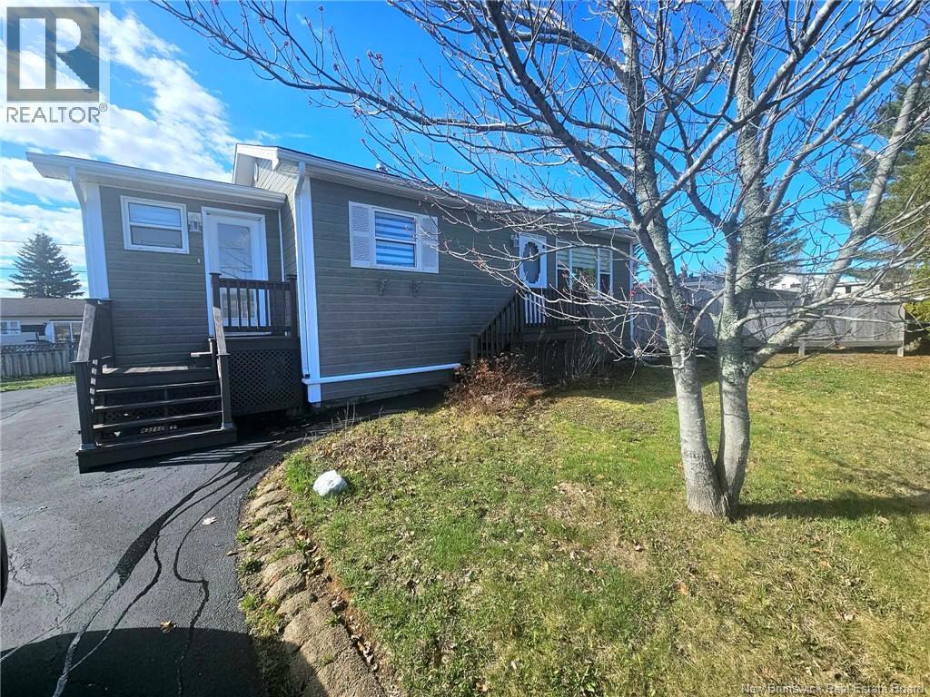 239 Godin, Beresford, New Brunswick  E8K 1T4 - Photo 4 - NB131043