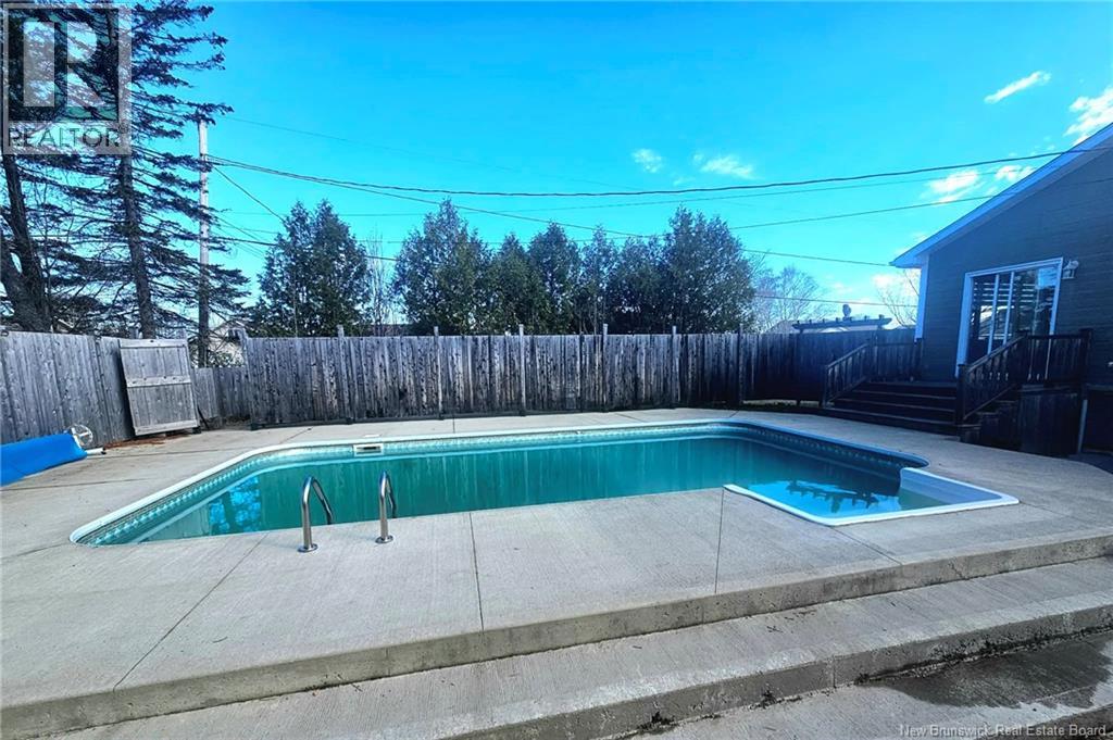 239 Godin, Beresford, New Brunswick  E8K 1T4 - Photo 11 - NB131043