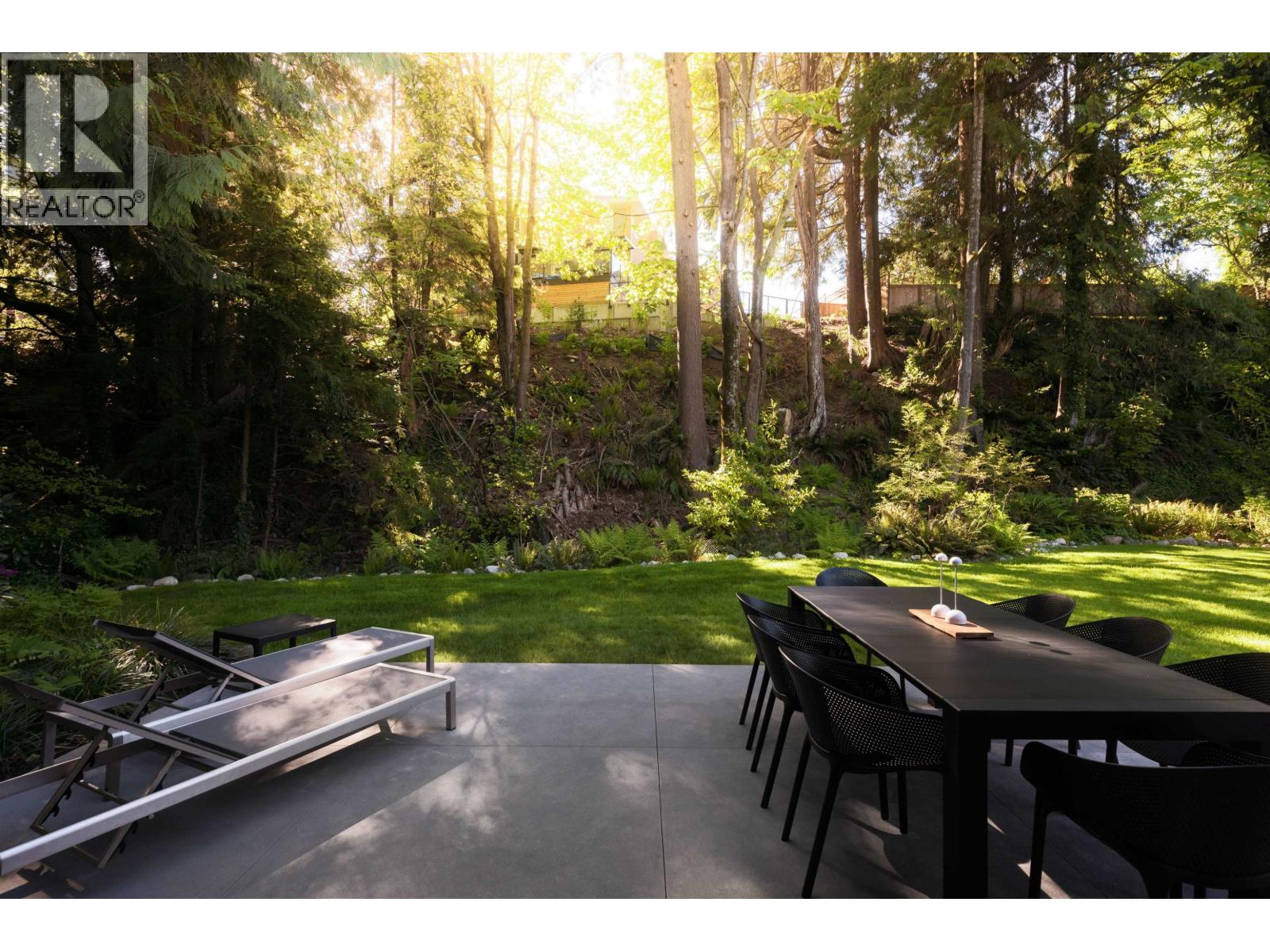 3267 Fairmont Road, North Vancouver, British Columbia  V7R 2W7 - Photo 13 - R3121805