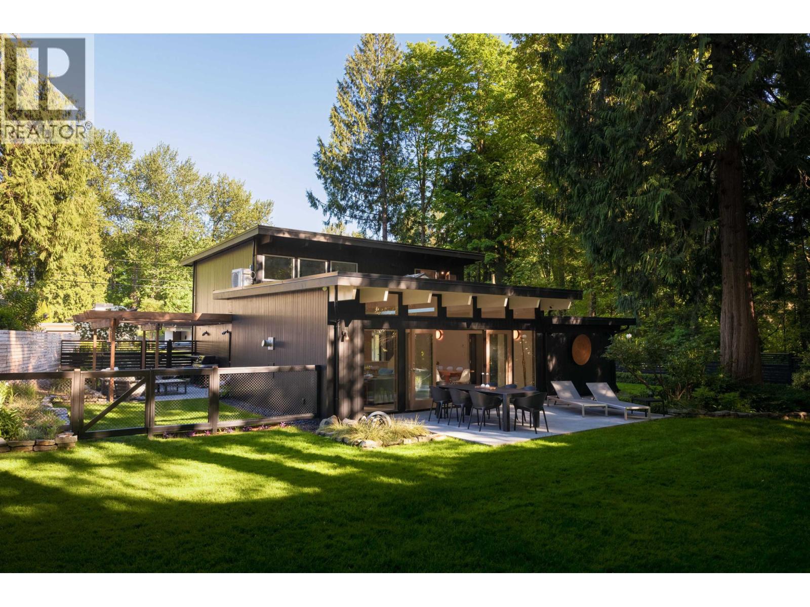 3267 Fairmont Road, North Vancouver, British Columbia  V7R 2W7 - Photo 14 - R3121805