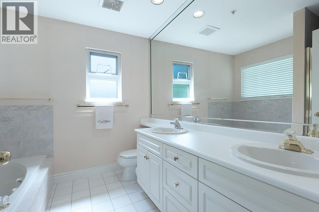 2933 Waterloo Street, Vancouver, British Columbia  V6R 3J4 - Photo 11 - R3121814