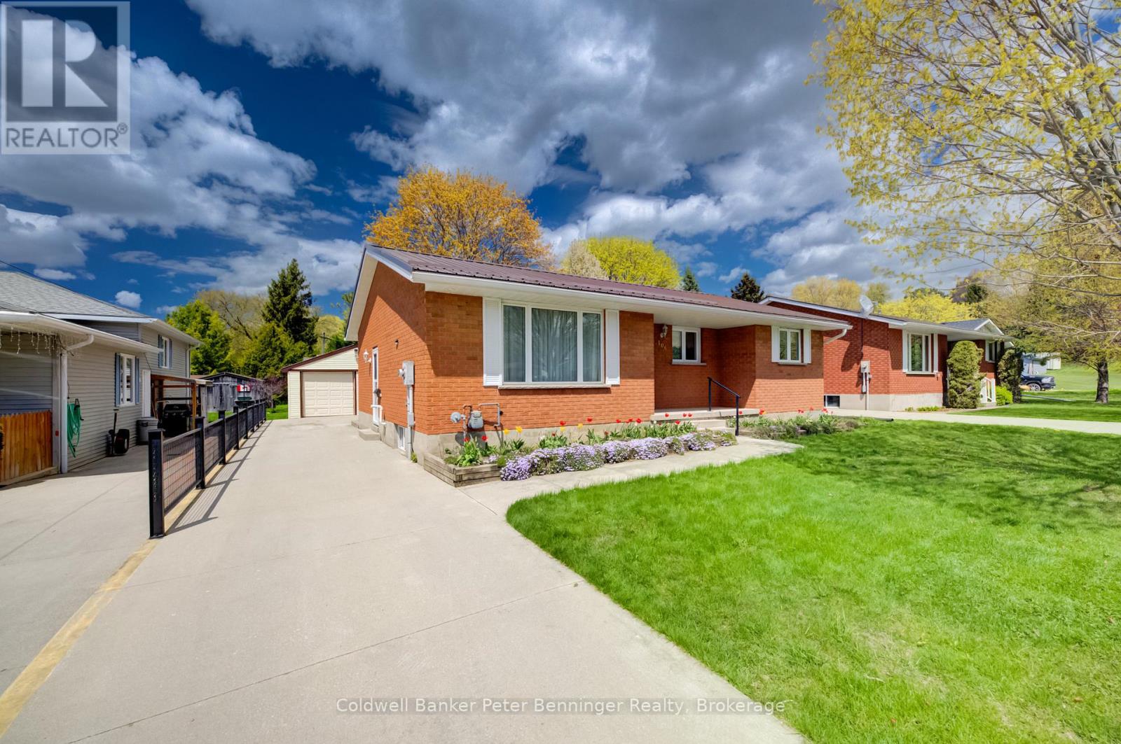 106 ORANGE STREET, Brockton, Ontario