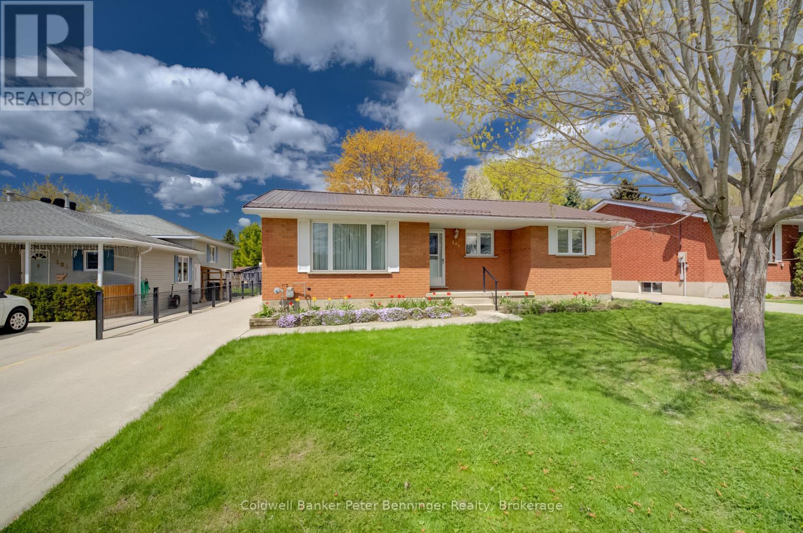 106 Orange Street, Brockton, Ontario  N0G 2V0 - Photo 2 - X13111340