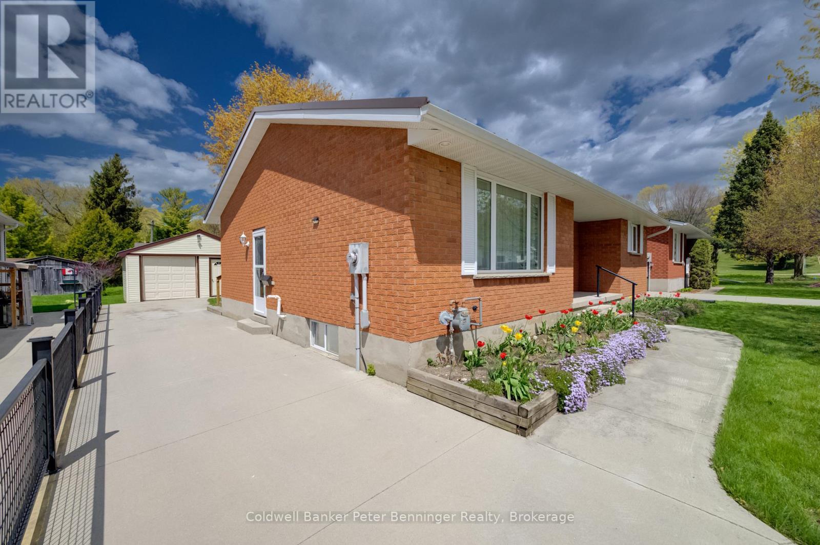 106 Orange Street, Brockton, Ontario  N0G 2V0 - Photo 4 - X13111340