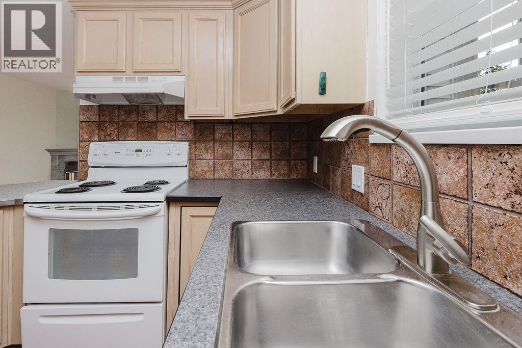 4 689 Park Road, Gibsons, British Columbia  V0N 1V7 - Photo 3 - R3121822