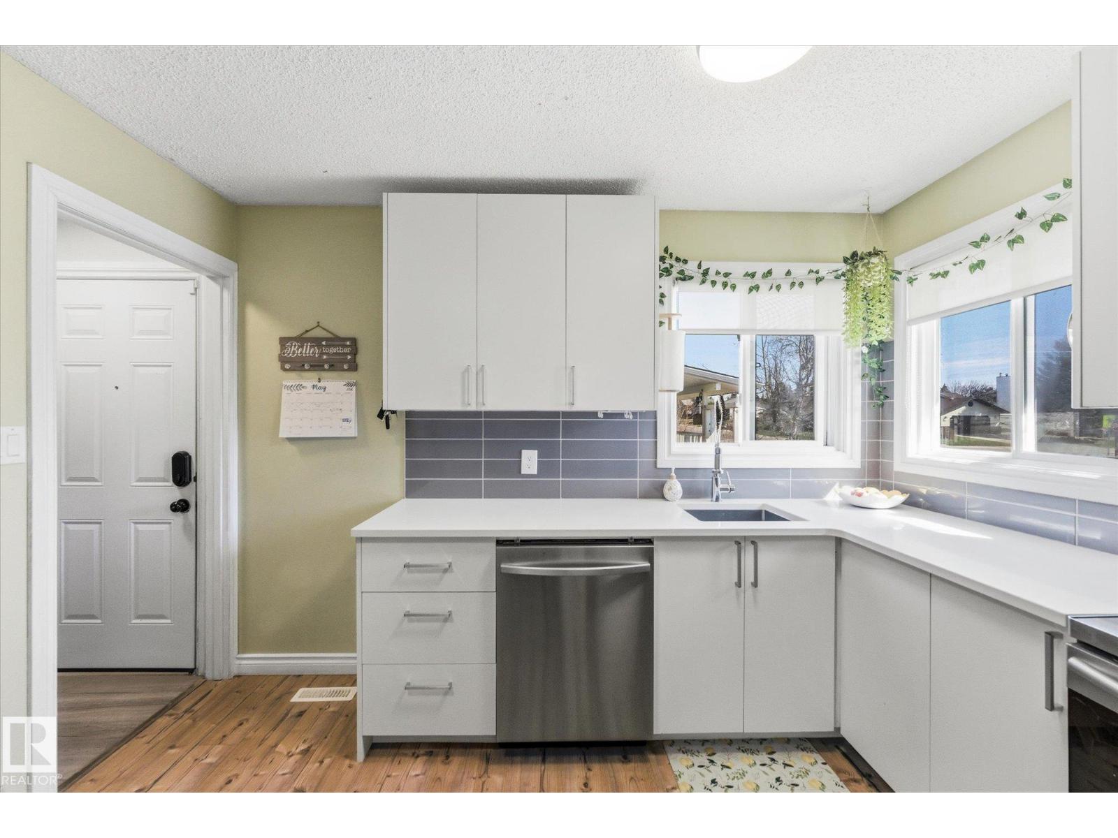5702 50 St, Stony Plain, Alberta  T7Z 1A8 - Photo 12 - E4486979