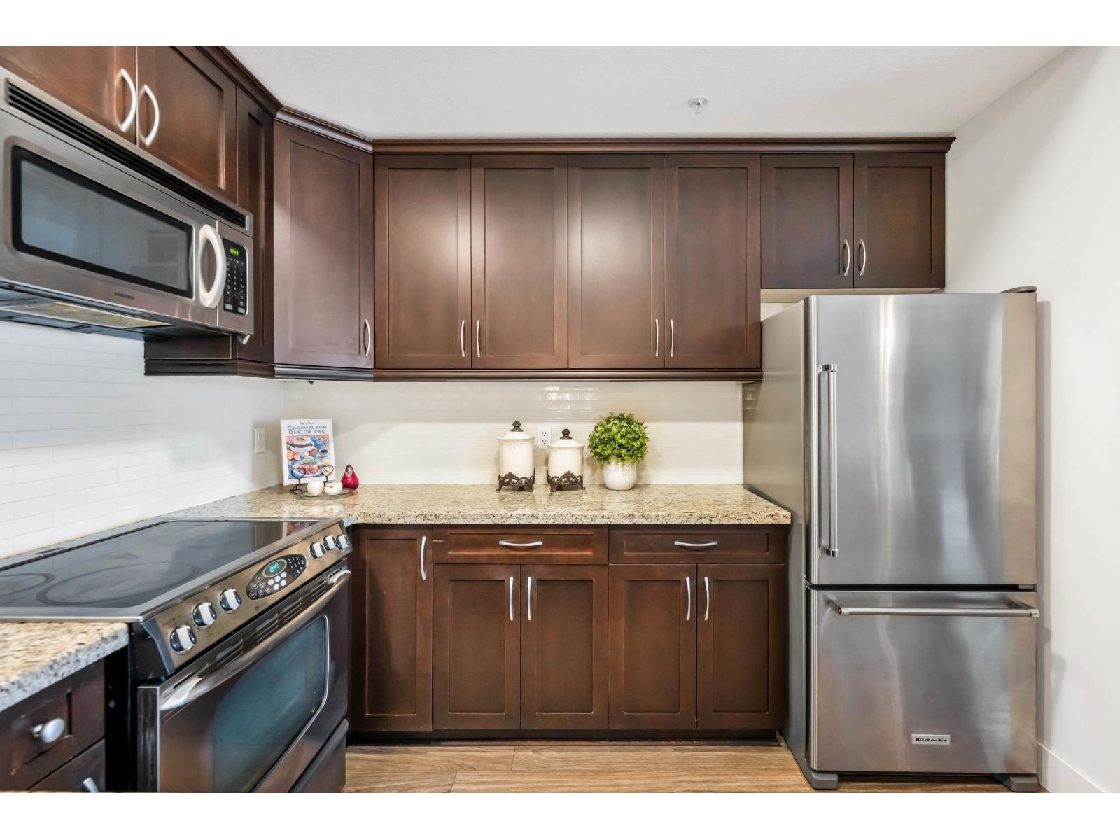 406 15368 17a Avenue Avenue, Surrey, British Columbia  V4A 1V3 - Photo 13 - R3120937